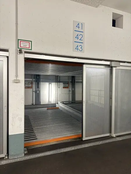 Parkplatz in der Tiefgarage nahe den Sofiensälen zu verkaufen