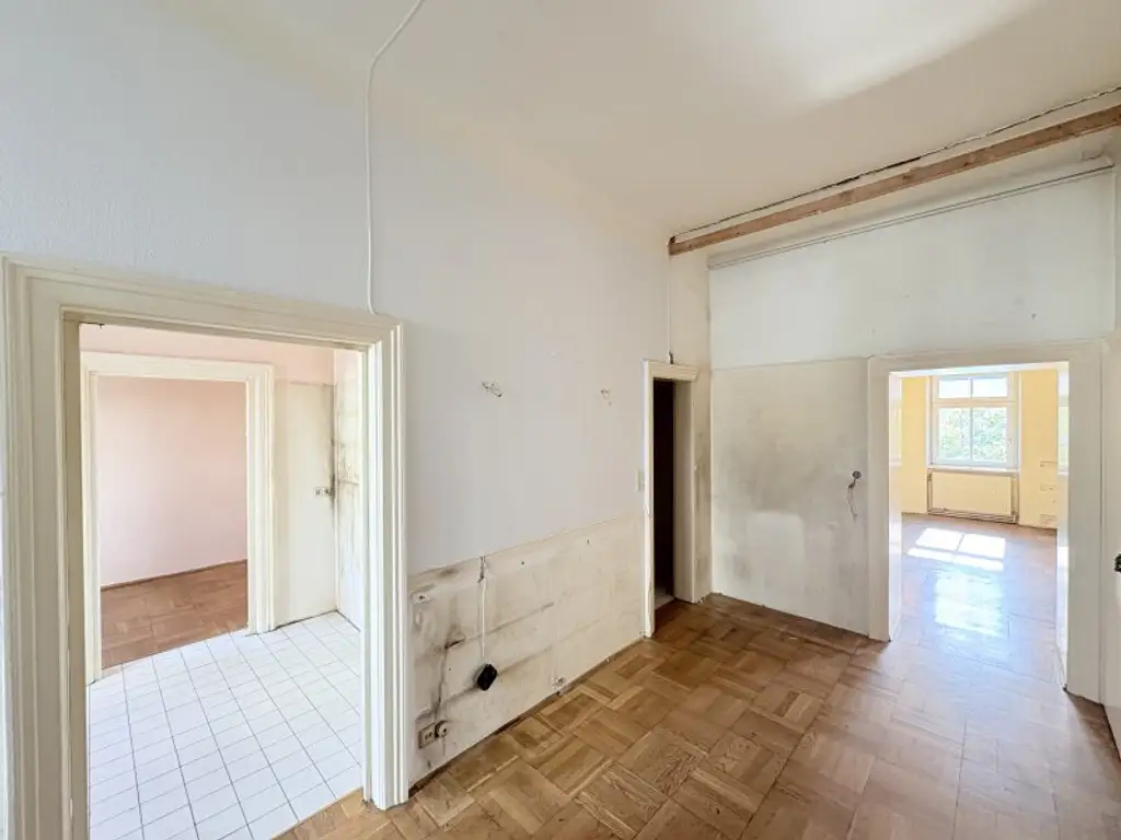 Charmante 4-Zimmer-Wohnung in 1120 Wien – Ihr Sanierungsprojekt zum Top-Preis!