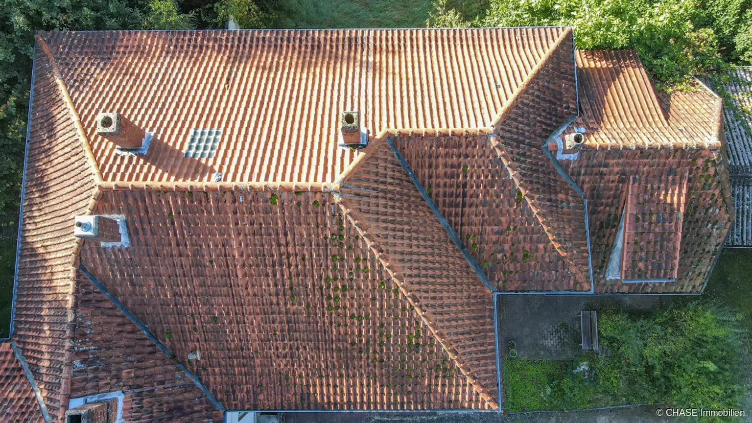 Vogelperspektive - Dach rechts