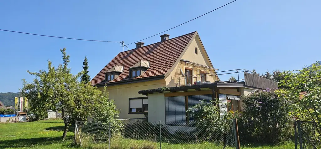 Haus mit großem Gestaltungsspielraum 2 Wohneinheiten