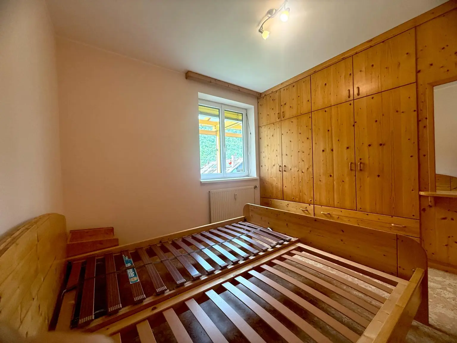 *** Moderne 77m² 3-Zimmer-Wohnung mit Terrasse & Carport – Wohnen im Herzen von Stanz!***