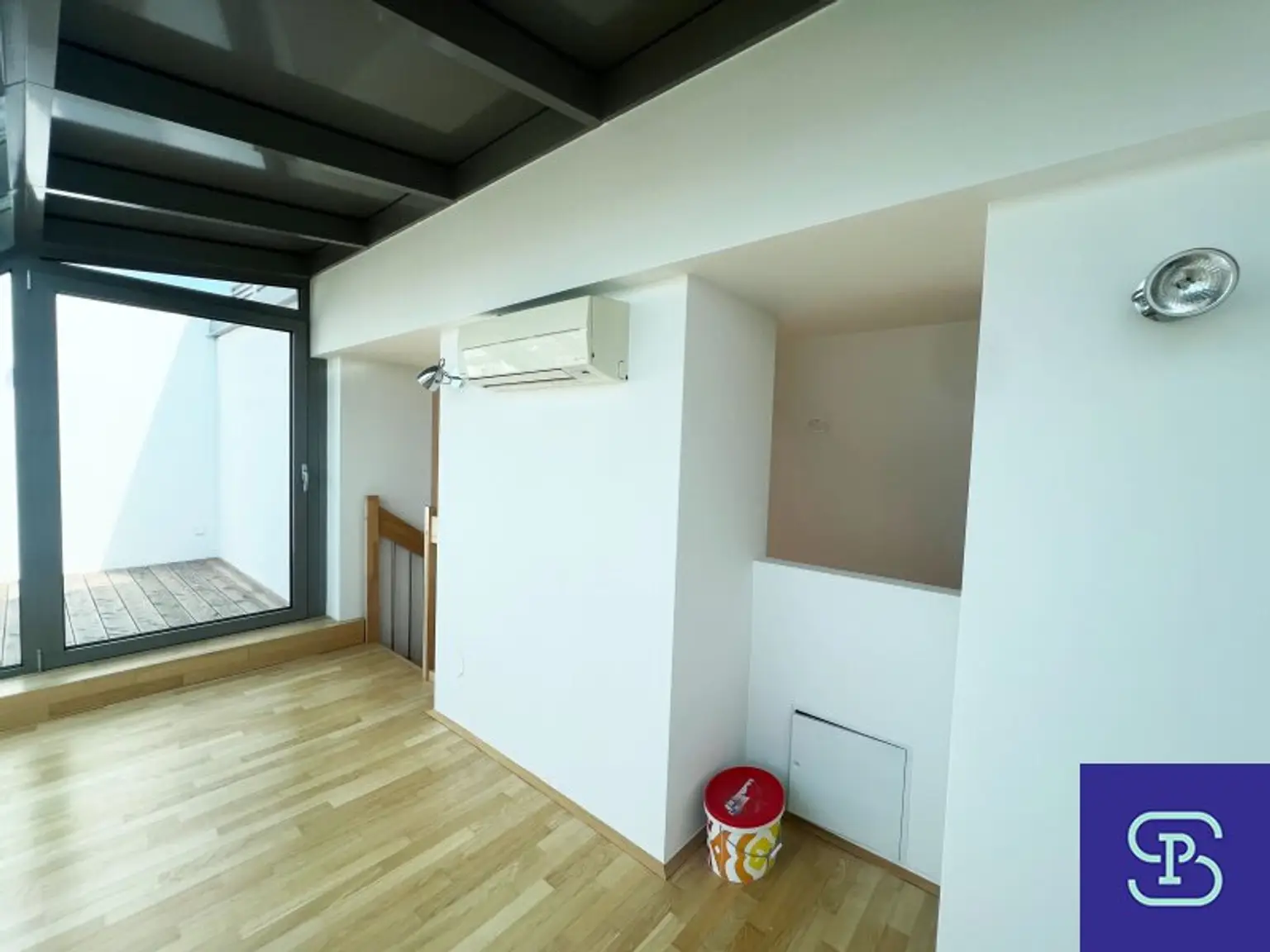 Sanierte 104m² Maisonette-Dachwohnung mit Terrasse und Klima - 1150 Wien