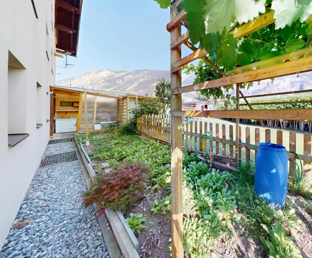 Aufgepasst: 3,5-Zimmer-Wohnung mit Terrasse & Garten uvm...