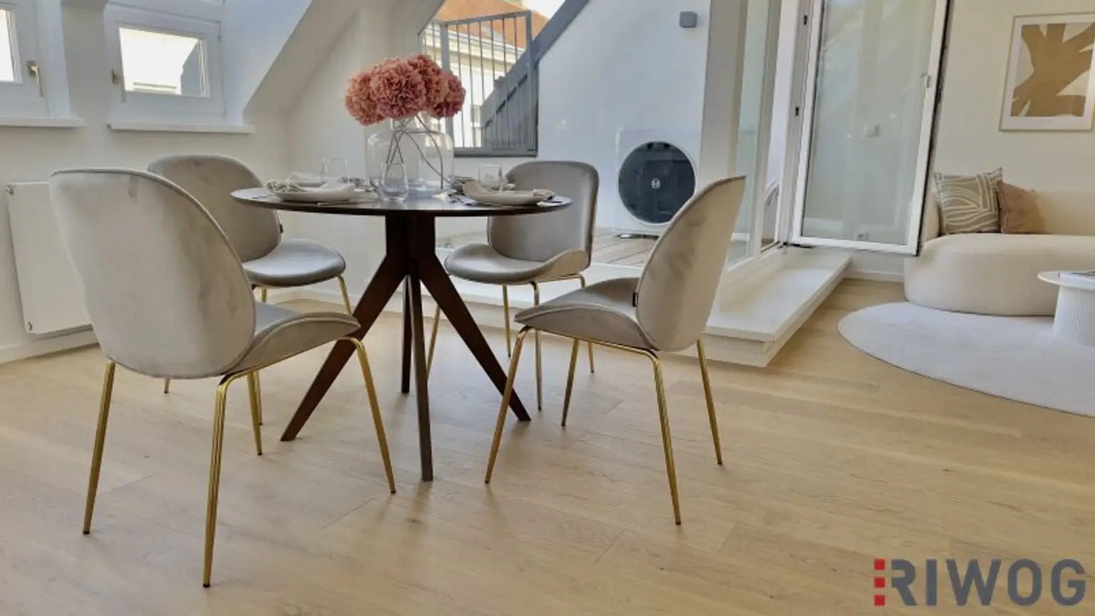 Neubau DG-Terrassenwohnung in Ruhelage | PKW-Stellplatz | 3 Min. zum Kutschkermarkt und zur U6 | 2 Min. zum Aumannplatz