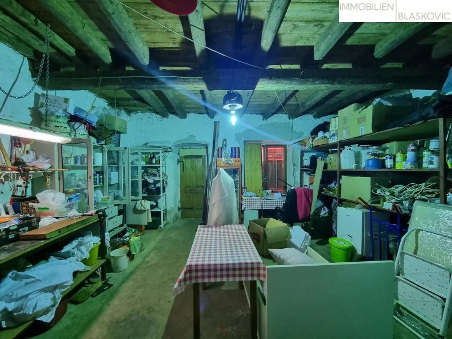 Steinhaus mit drei separaten Wohneinheiten und wunderbarem Meerblick - Kastelir-Labinci