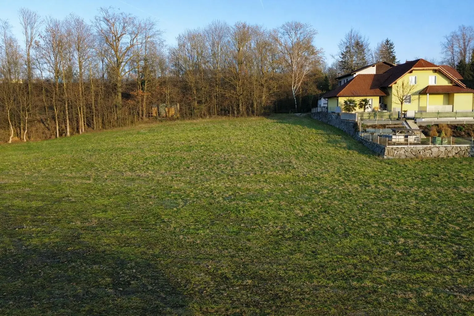 Grundstück