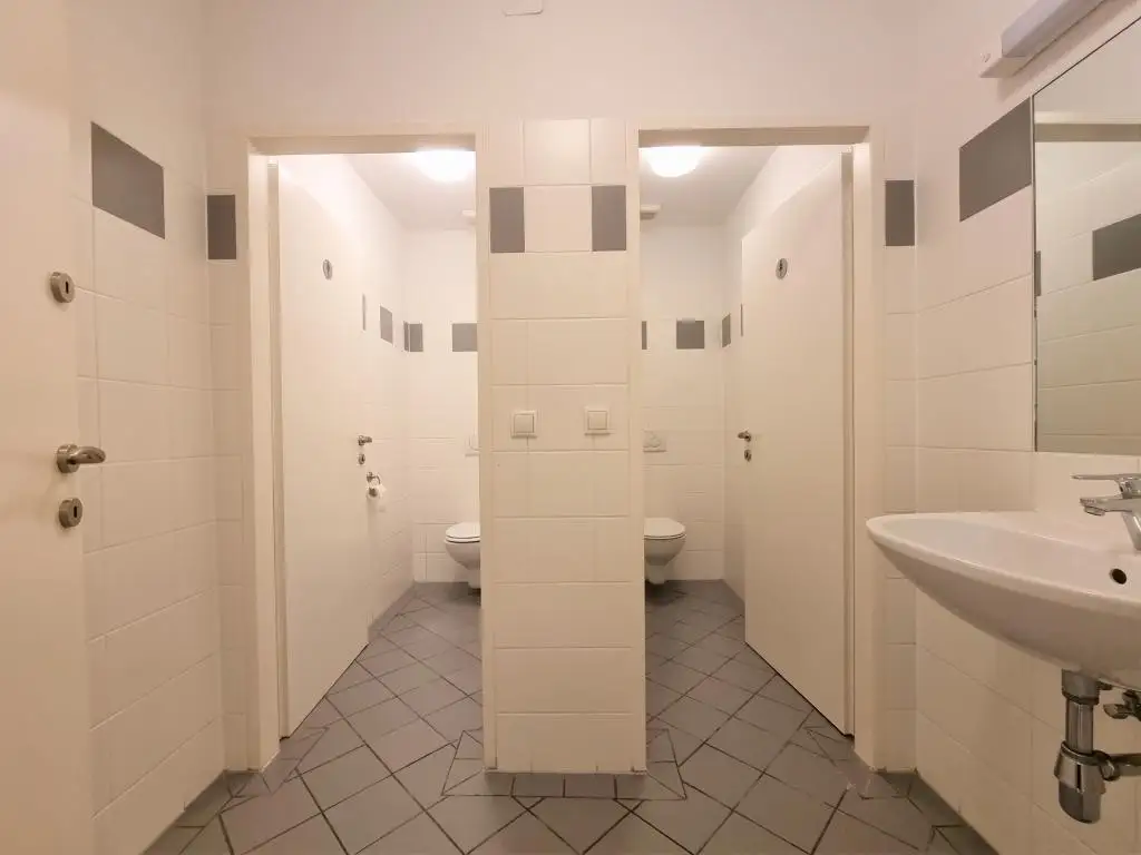 Büro-/ Gewerbefläche in Stadtpark- und 1.Bezirk Nähe!!