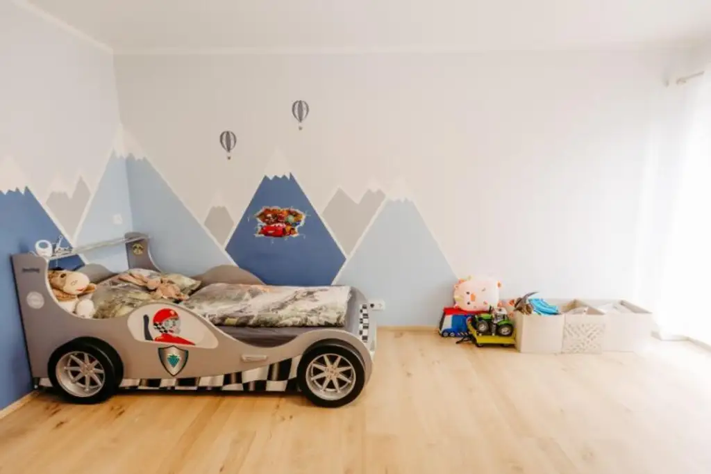 Verträumtes Bauernhaus neu adaptiert (2013) mit Toreinfahrt, Pool, Stadel und Schuppen