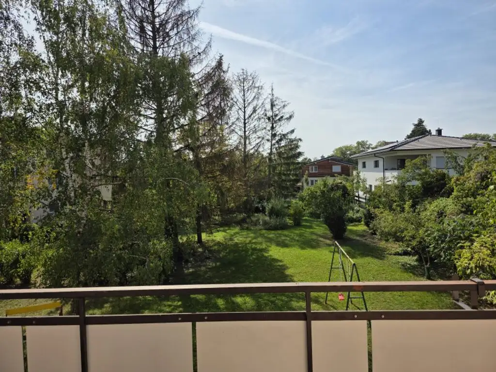 GRÜNOASE -  helle, sonnige 3-Zimmerwohnung in TOPLAGE mit Balkon