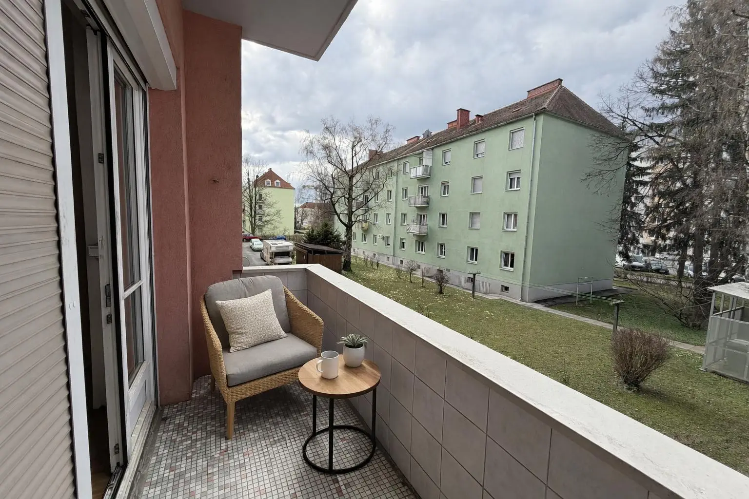 Einrichtungsbeispiel Loggia