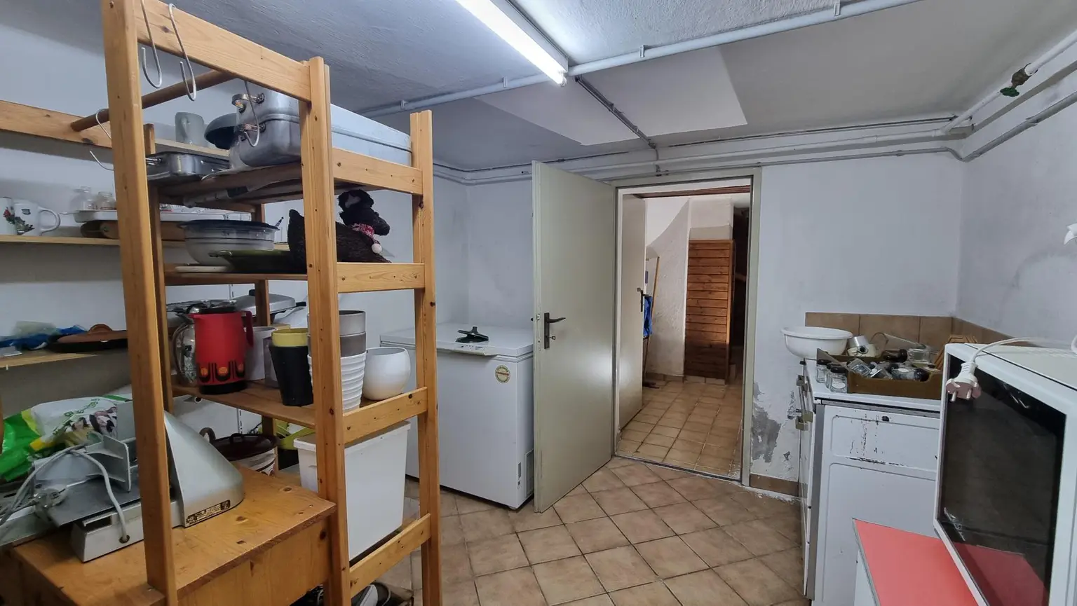 Wohnen in ruhiger Siedlungslage - Einfamilienhaus in Heuberg