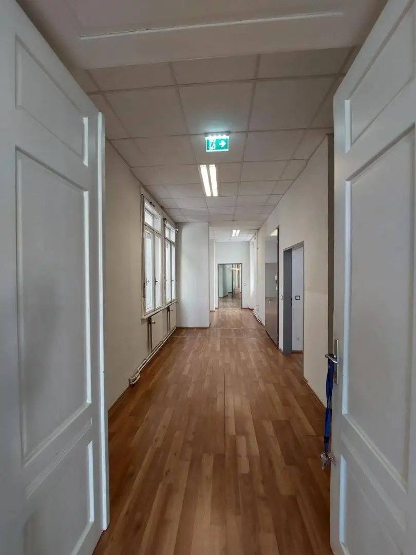 Blick von 3.07B Richtung Gang 3.01+Vorraum 3.10