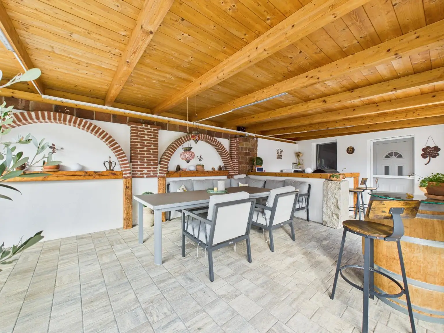 Sonnenverwöhntes Anwesen in Illmitz/Seewinkel - 2 Wohneinheiten -1 Lebensgefühl