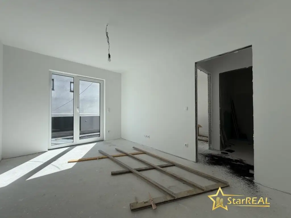 NEUBAU IN ZENTRUMSNÄHE! 5 ZIMMER-ZIEGELHAUS MIT 2 BÄDERN UND 3 WC´S.