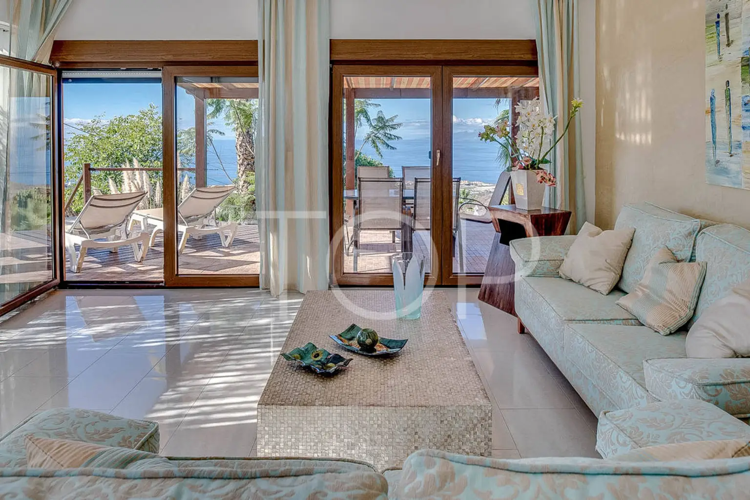 Finca-Apartment-Wohnzimmer-Playa-San-Juan-Teneriffa-3