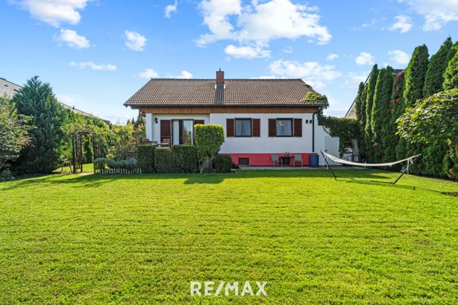 Haus - Blick vom Garten