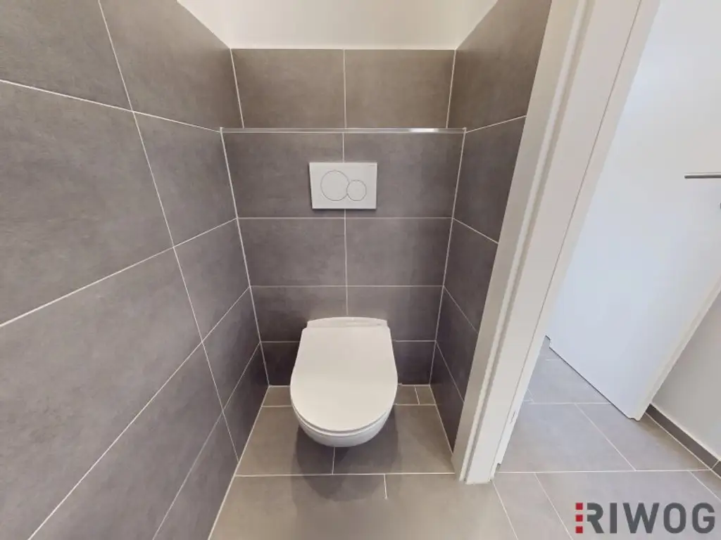 ERSTBEZUG nach Sanierung I 4 Zimmer Wohnung mit Loggia I Tischler Küche mit Siemens Geräte inklusive I Ruhelage I Naturpark Föhrenberge I 360° Rundgang