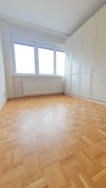 Gepflegte Drei Zimmer Neubauwohnung in gesuchter Lage - hoher Liftstock