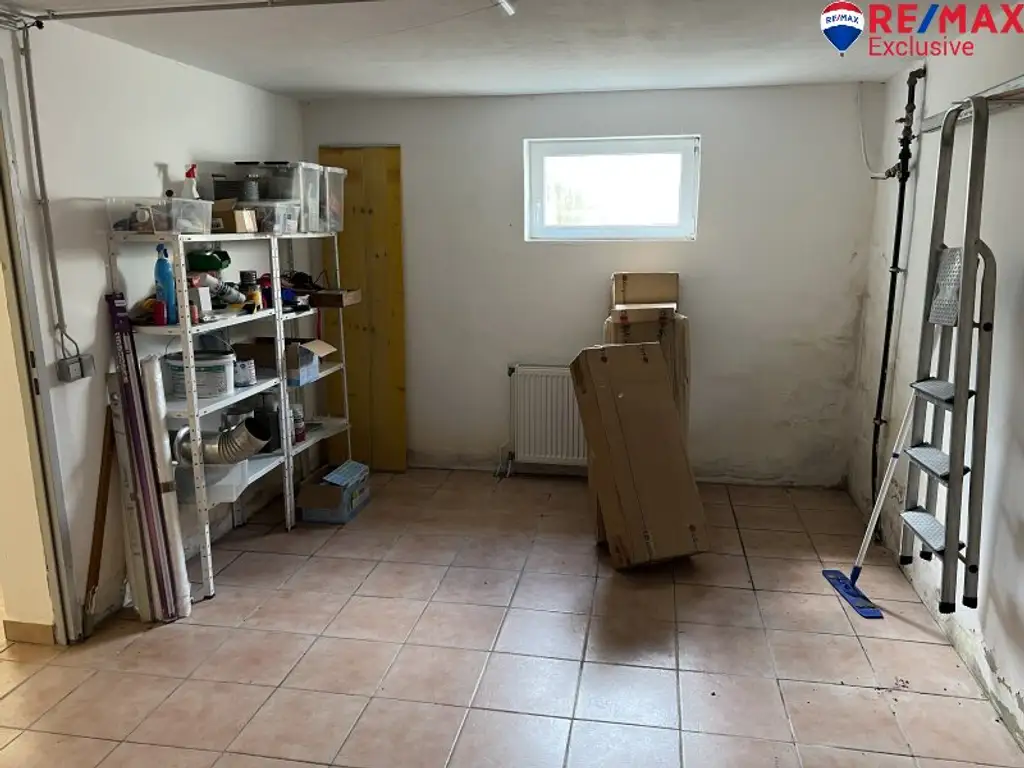 Großzügiges Einfamilienhaus mit Garten, Terrasse & Garage in Ebenfurth, 4 Zimmer, 195m²