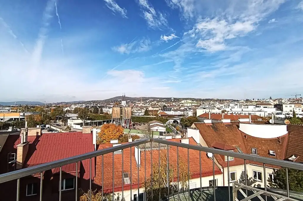 Über den Dächern von Wien – Exklusive Dachgeschoss-Maisonette mit Weitblick und direkter U4-Anbindung Unter St. Veit