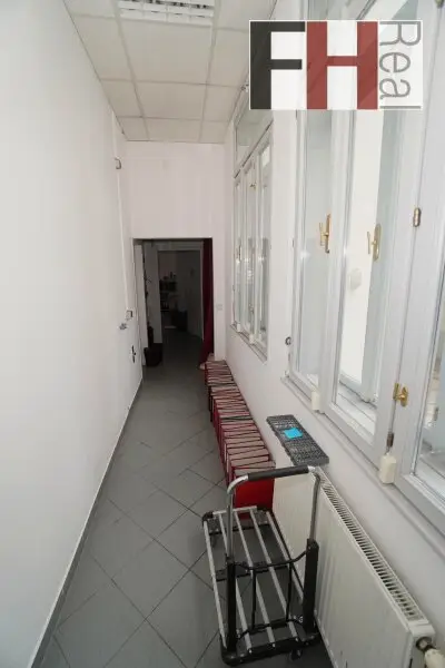 Repräsentative Büro/Praxis - Räumlichkeiten mitten im Zentrum von Purkersdorf