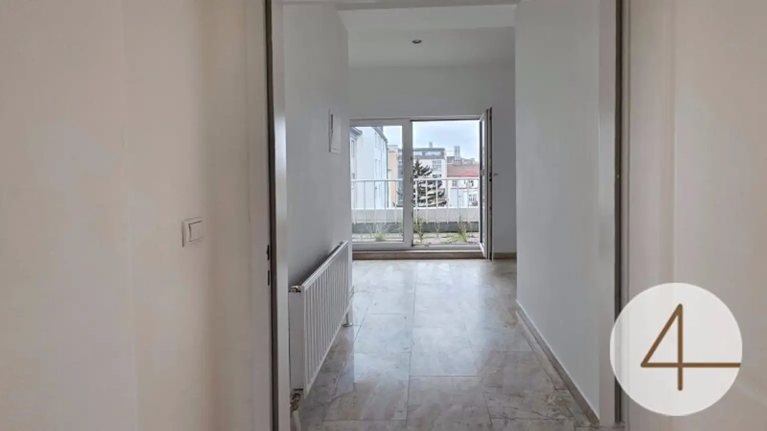 Gesamtes Dachgeschoß steht zum Verkauf