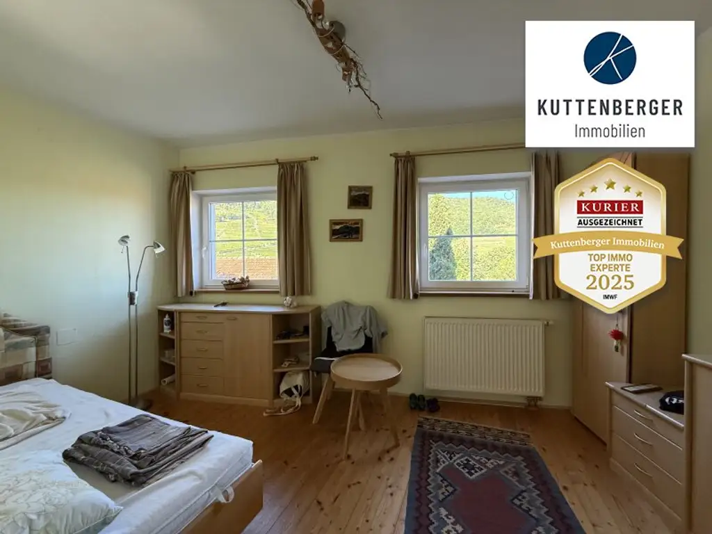 Charmantes Wohnhaus mit Garten, Scheune und traumhaftem Blick ins Grüne