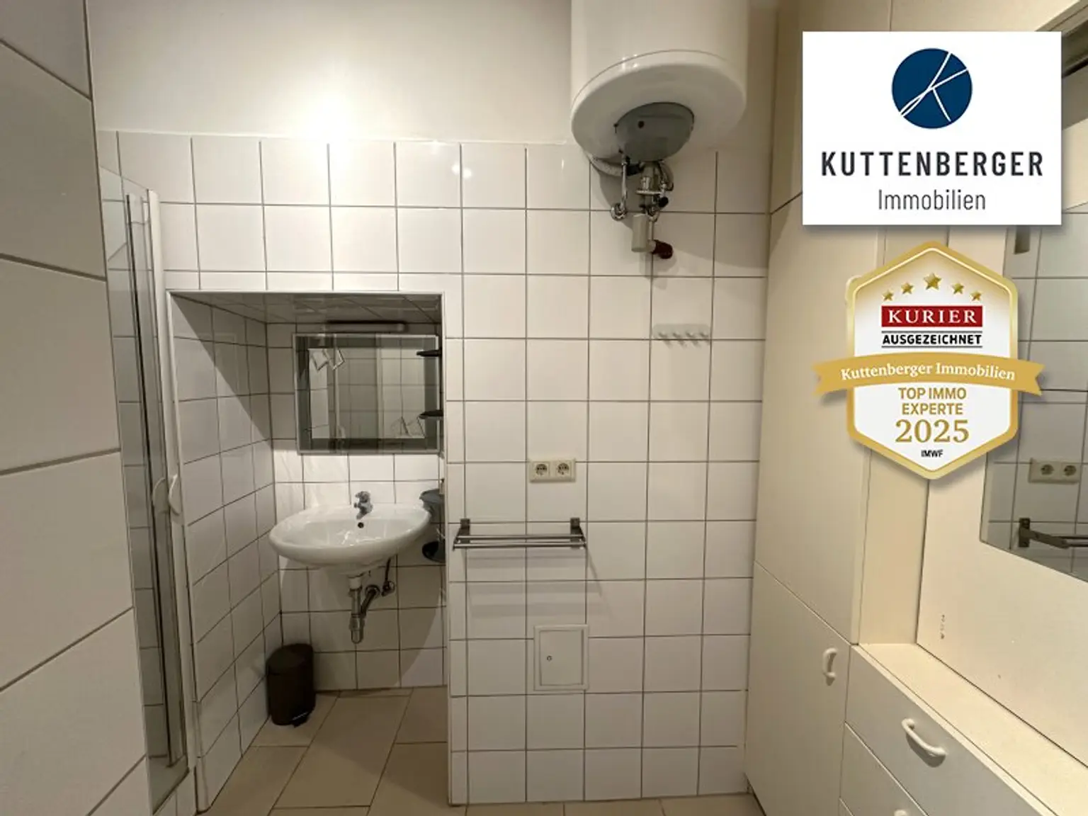 Helle Altbauwohnung in INNENSTADTLAGE!