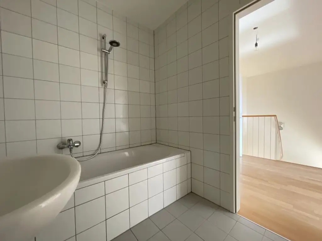 RUHELAGE + SONNIG + GARTEN + MAISONETTE + TERRASSE + TOPLAGE in NUSSDORF!