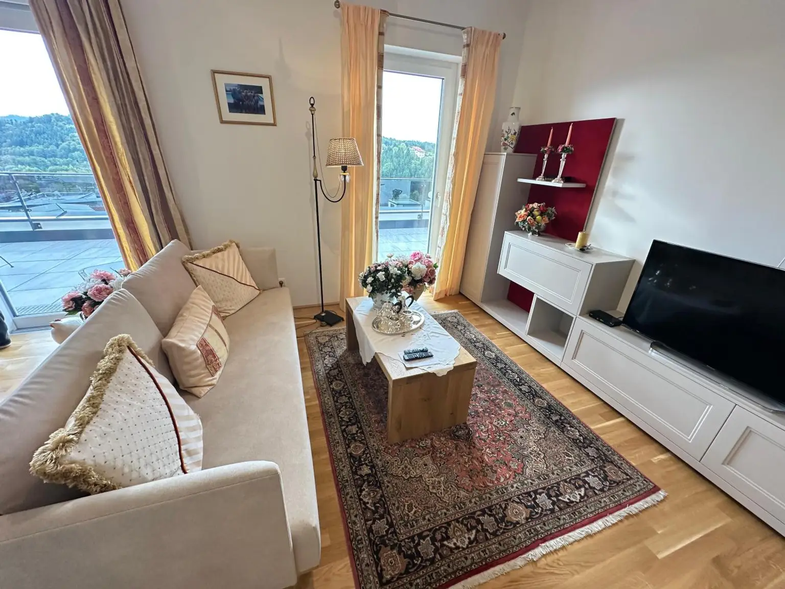 Luxus Penthouse- Wohnung mit Blick auf die Basilika Maria Trost