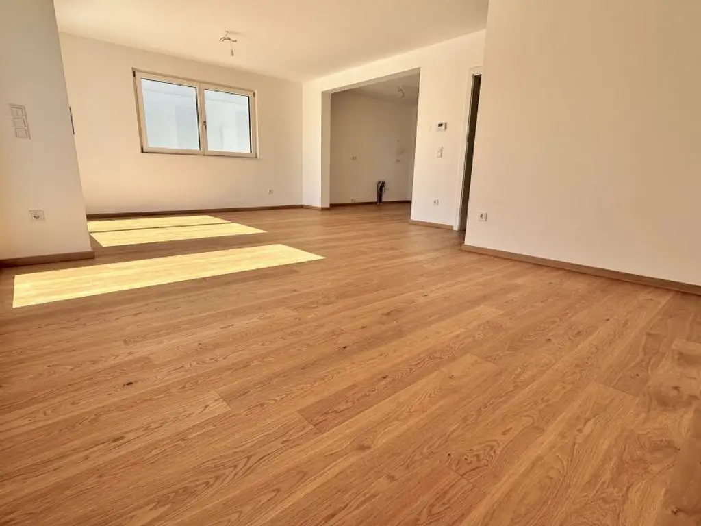 Moderne Doppelhaushälfte inkl. Stellplatz! Grünruhelage Nahe Lobau! Gute Anbindung in die Innenstadt! Provisionsfrei für den Käufer