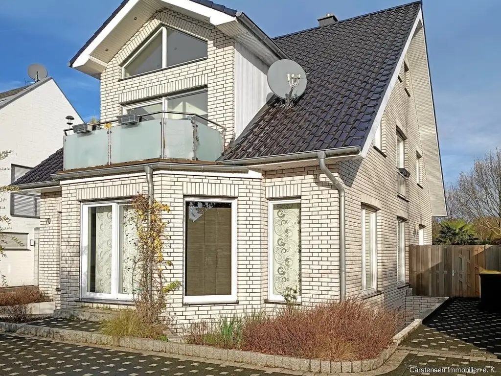 EINFAMILIENHAUS MIT EINLIEGERWOHNUNG ... GEHOBENES WOHNFLAIR ... BESTE LAGE