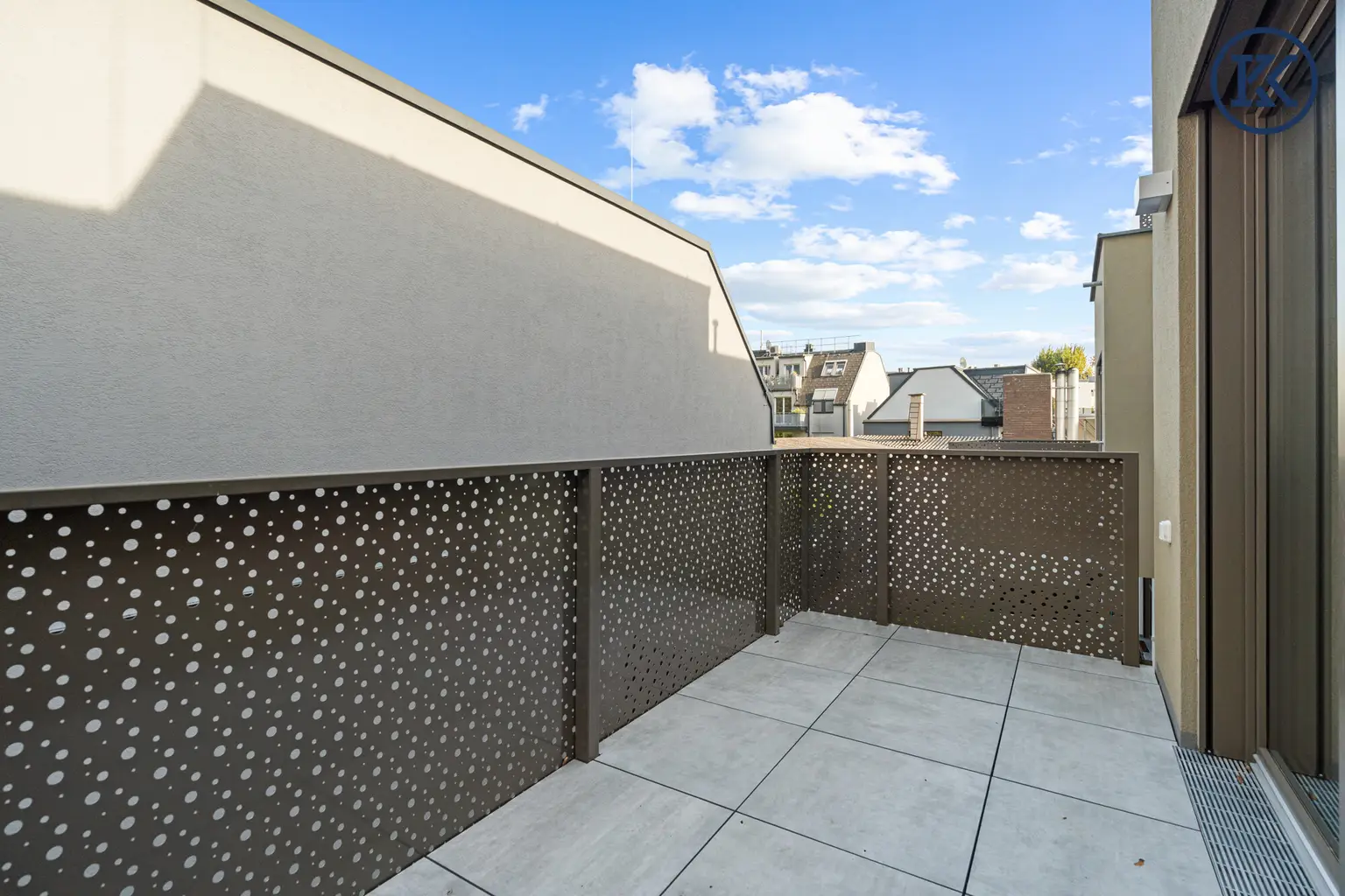 Etagenwohnung nahe Uno City