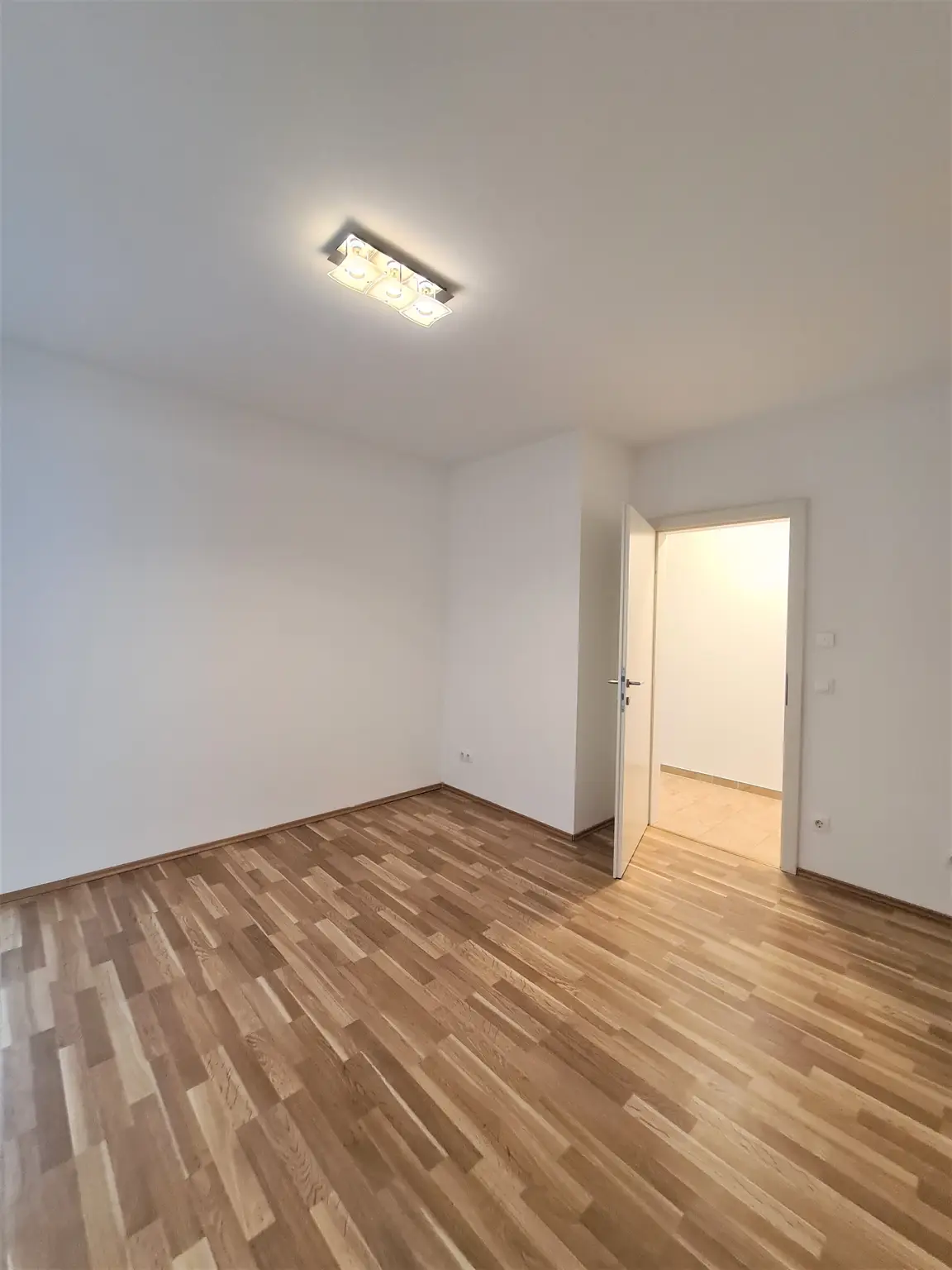 Modernes Wohnjuwel im Pielachtal: Exklusive Maisonette mit zwei Panoramaterrassen!