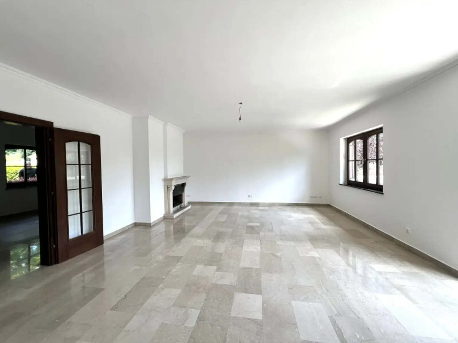 Rarität (!) Großzügige Villa in Badener Bestlage am Mitterberg mit prächtigem Garten - zentrumsnahe (!)
