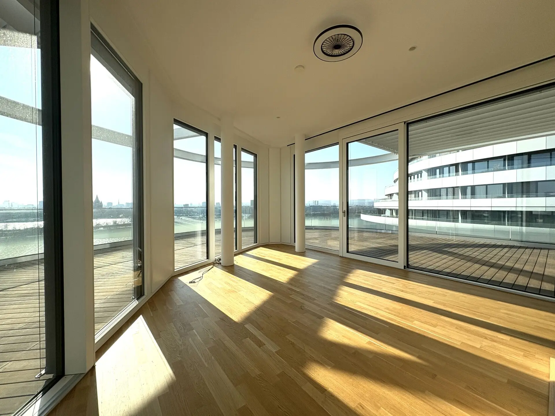 20260306_134920967_iOS