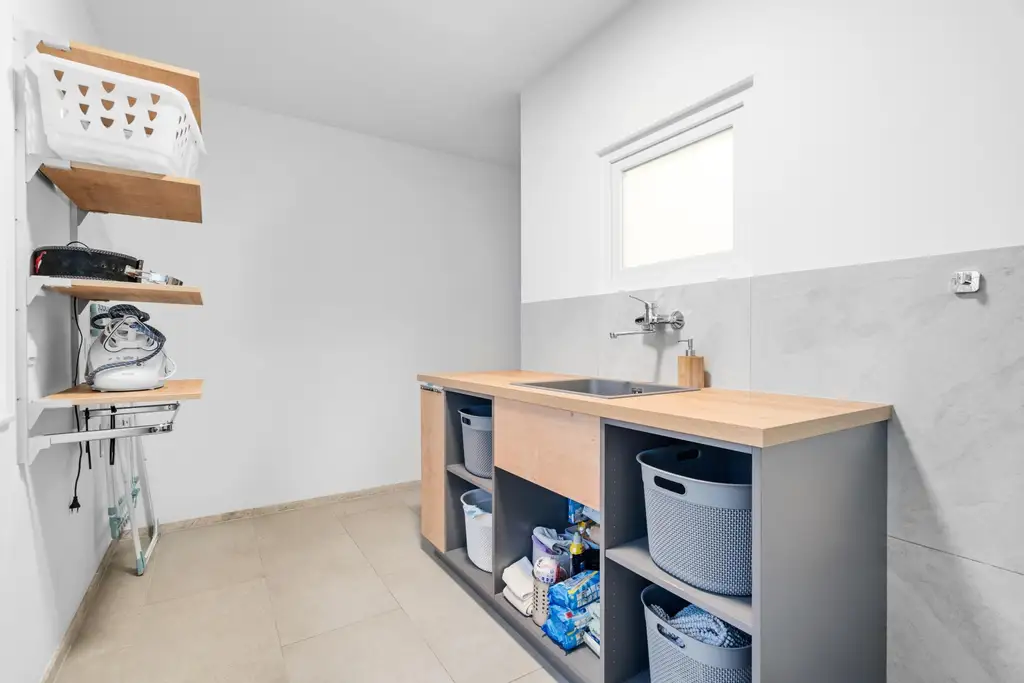 "Exklusives Einfamilienhaus in Mannswörth – Luxus, Komfort und Lebensfreude unter einem Dach"