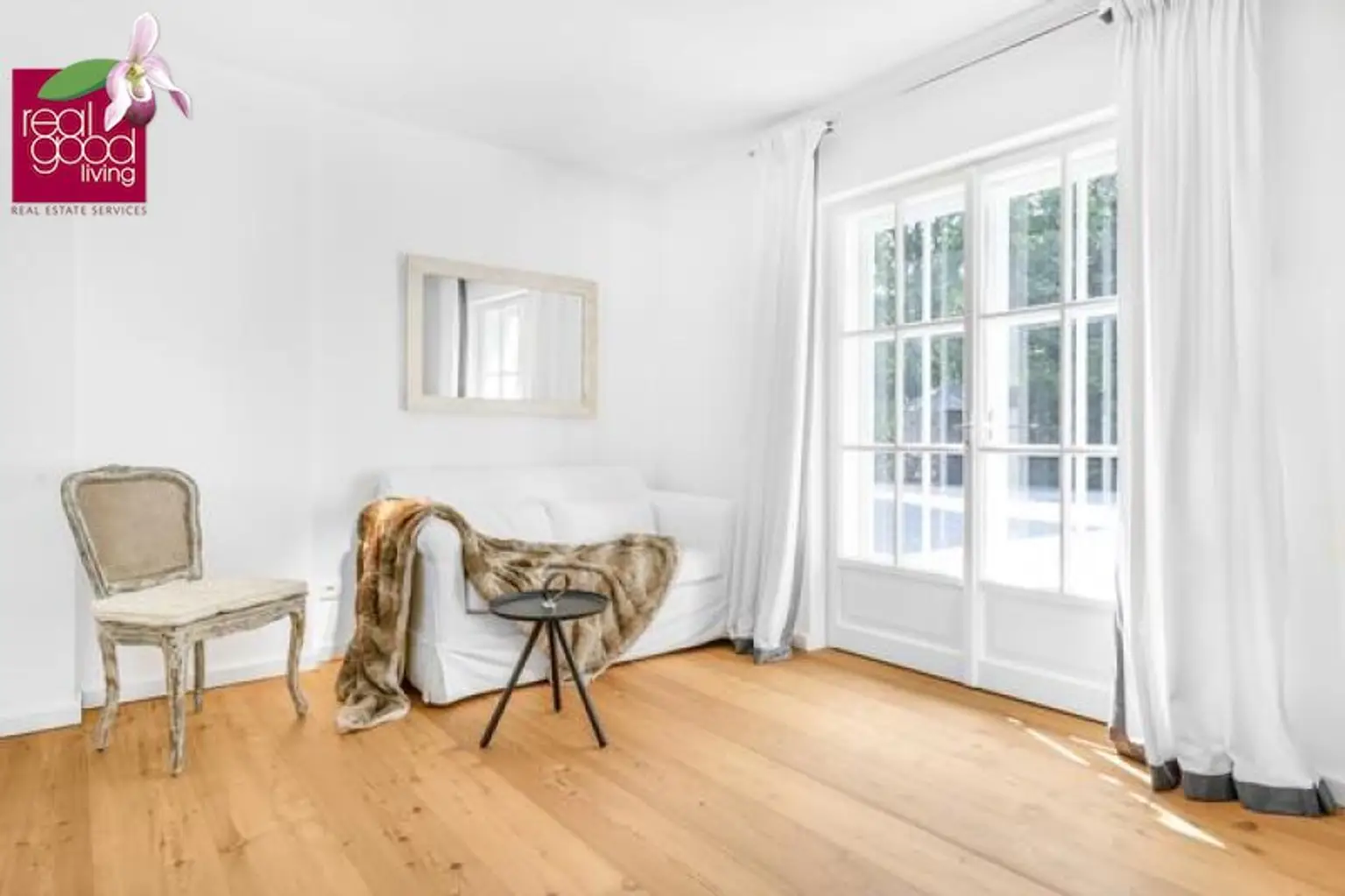 Zeitlose Eleganz im Wienerwald – Historische Villa mit Nebengebäuden  auf Traumgrundstück mit Outdoorpool und Waldsauna