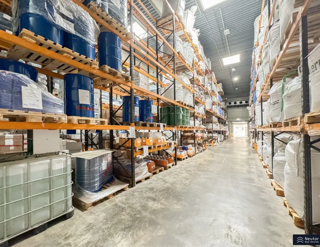 MIETPREIS INKL. KÜHLKOSTEN - LEBENSMITTEL TAUGLICHES UND ZERTIFIZIERTES KÜHLLAGER AN S33 - CA. 1.881,60 m² - LKW RAMPE - LKW STELLPLATZ - IN HERZOGENBURG