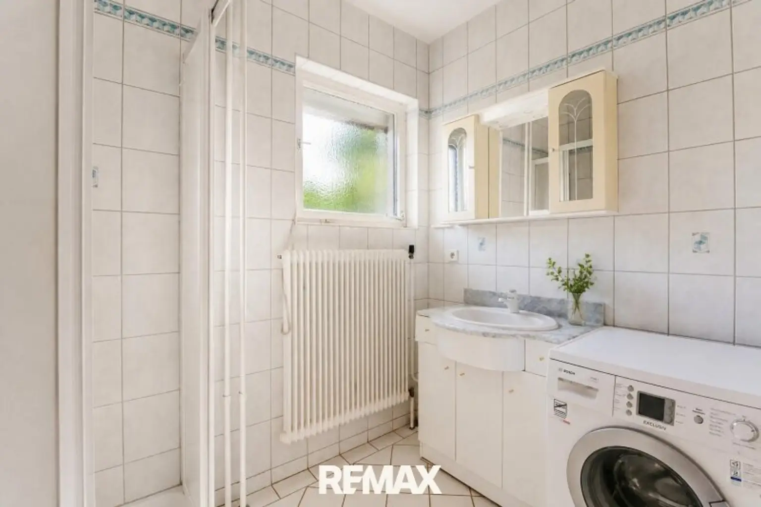 Badezimmer EG