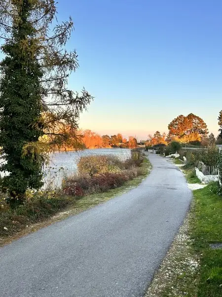 Alleineigentum ! Wohnen am See in einer Oase der Ruhe - mit 155 m2 Wohnfläche auf 2 Etagen zum Familienglück