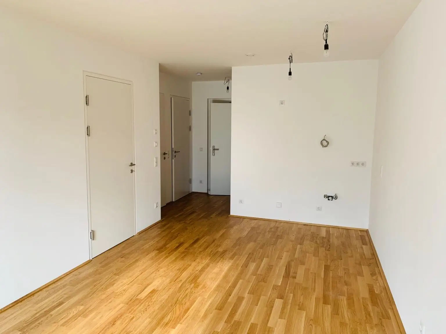 2-Zimmer-Wohnung mit Loggia – zentrale Lage