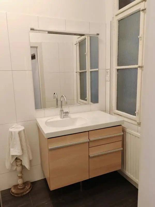 Großzügige, ruhige Altbauwohnung mit Gartenmitbenützung nähe Praterstern