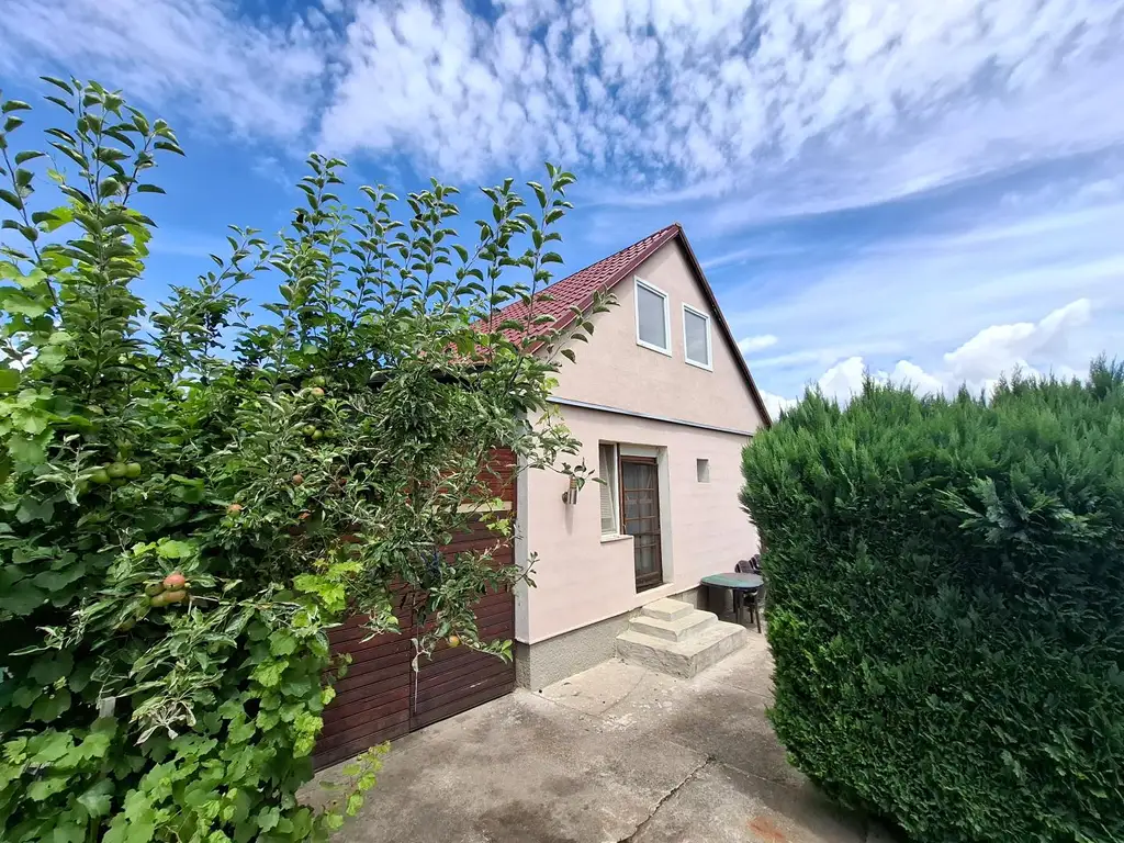 Einfamilienhaus mit Sanierungsbedarf auf Gemeindemietgrundstück