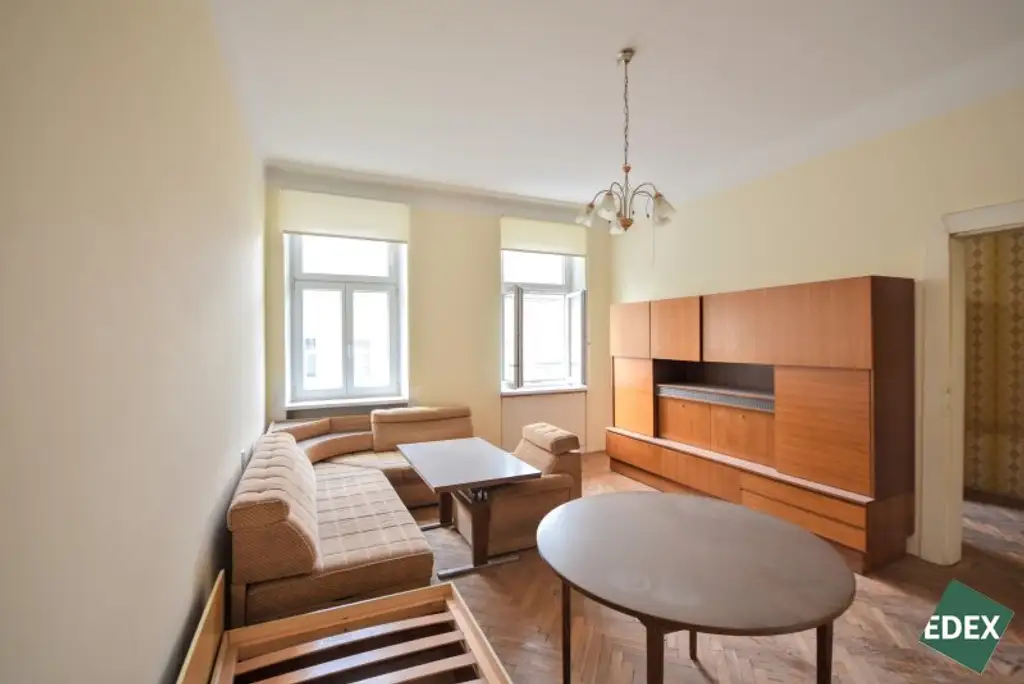 Altbauwohnung zum Sanieren – 48 m² mit Balkon im 3. Liftstock