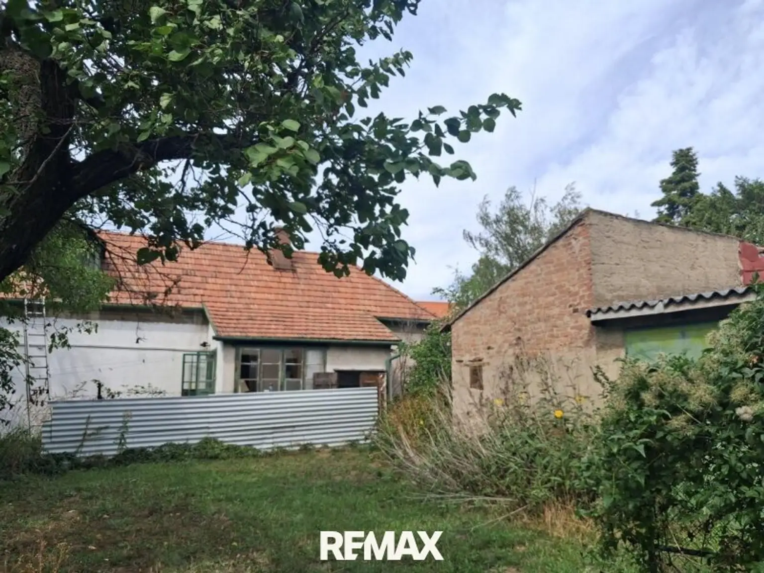 17 Altbestand 7053 Hornstein