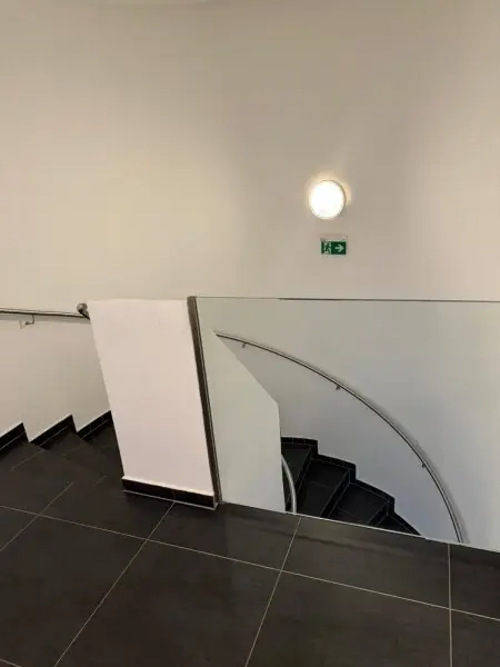 Wunderbare Dachgeschosswohnung in Top Lage mt Garage im Eigentum