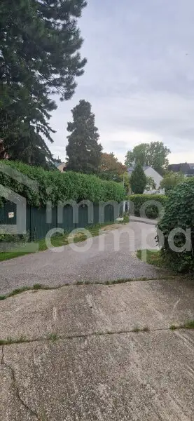 Baugenehmigtes Villengrundstück in exklusiver Lage beim Nussberg