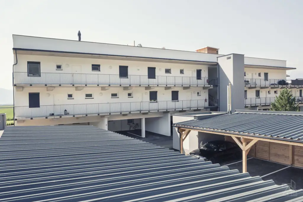 3-Zimmer-Wohnung mit XXL-Terrasse & 2 Parkplätzen – ab 01.09., provisionsfrei