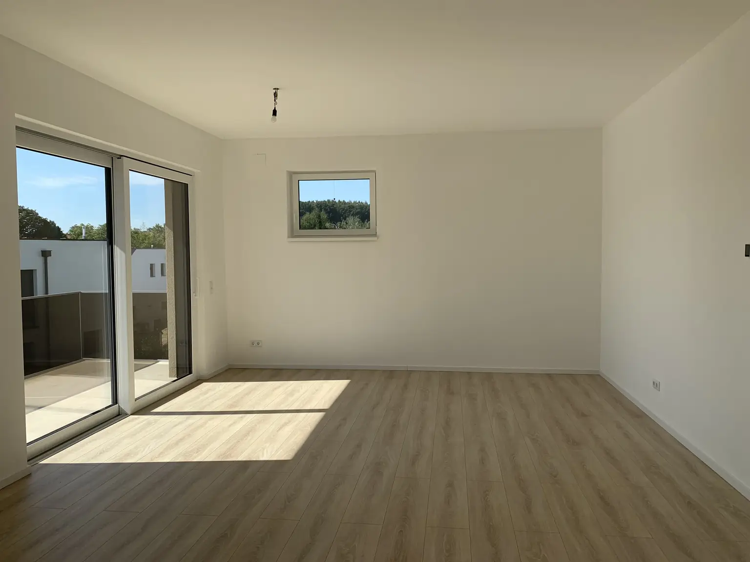 Achtung Preisänderung - Luxuriöses Einfamilienhaus in 3062 Kirchstetten: 6 Zimmer, Erstbezug, Terrasse, Doppelgarage